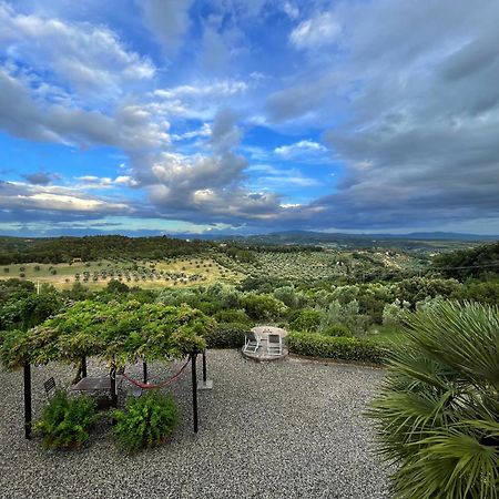 Serra Destri Riparbella Buitenkant foto