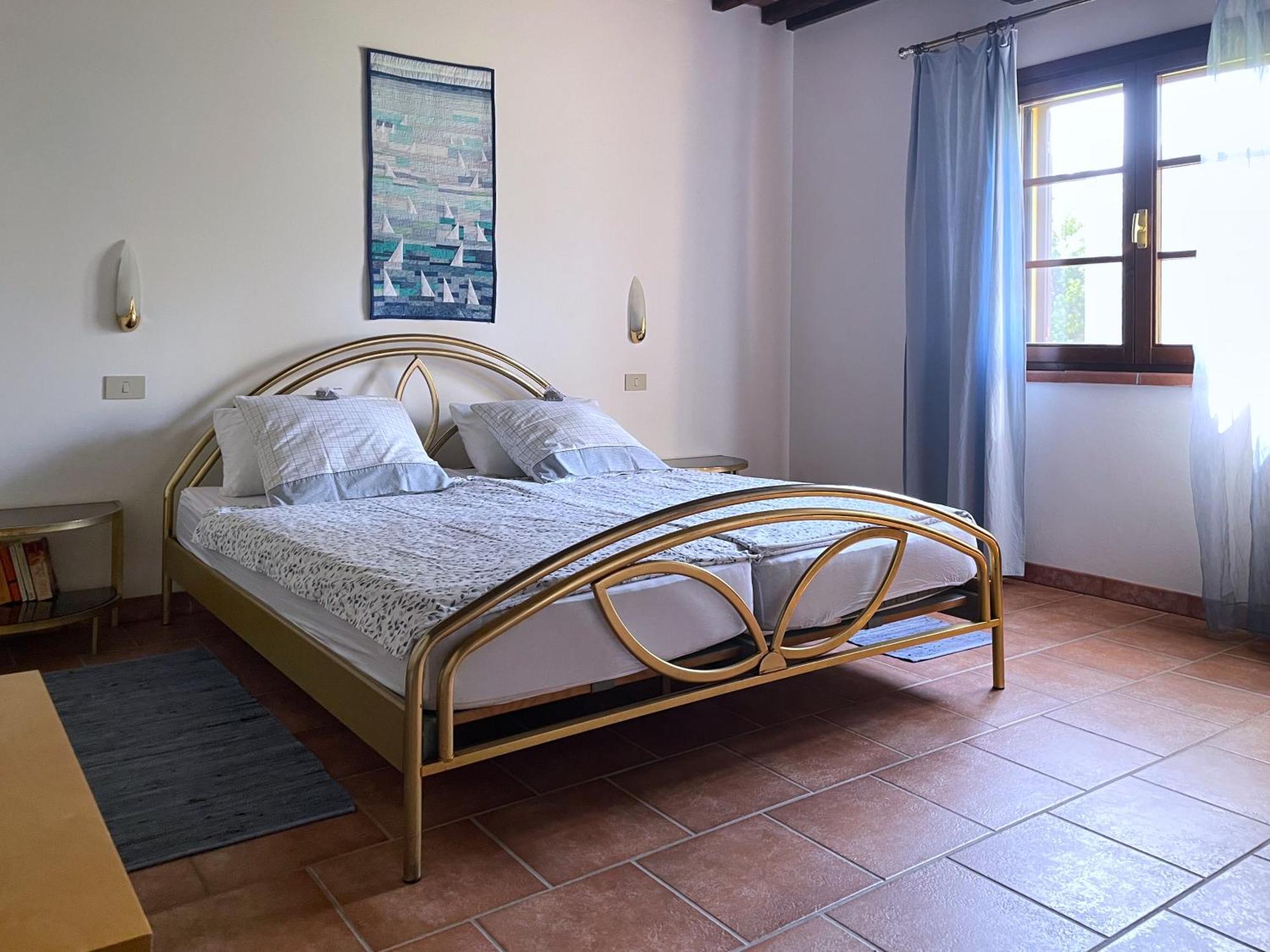 Serra Destri Riparbella Buitenkant foto